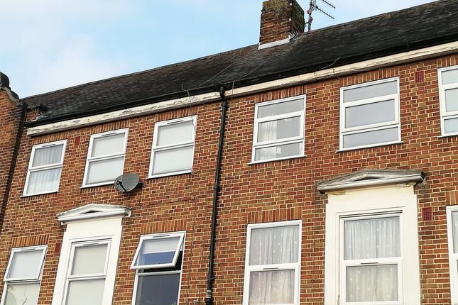 8a, Western Parade, Reigate photo 2
