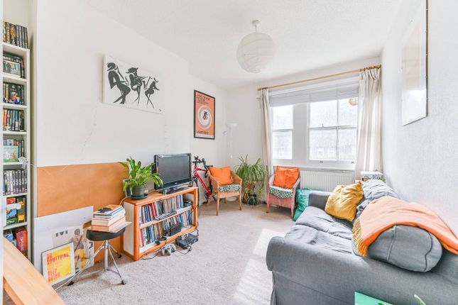 Thumbnail Flat to rent in Victoria Crescent, Gipsy Hill, London