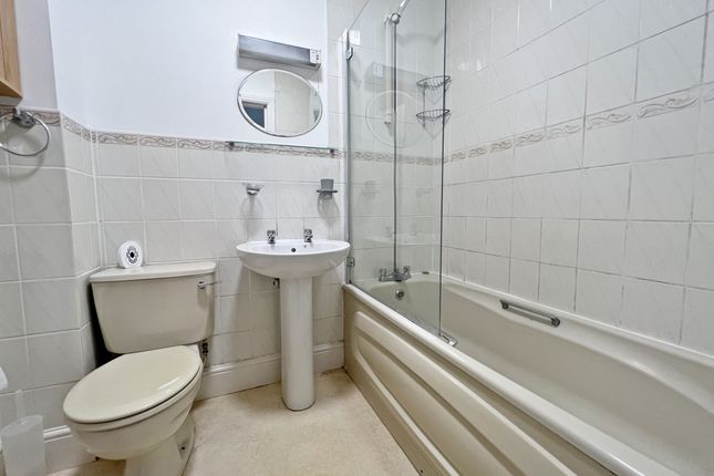Flat for sale in Falcon Cliff Apartments, Palace Road, Douglas, Isle Of Man