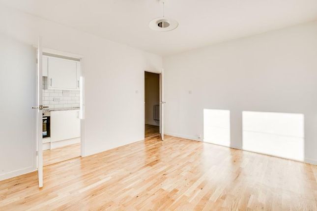 Three Wren View, Hornsey Lane, London photo 4