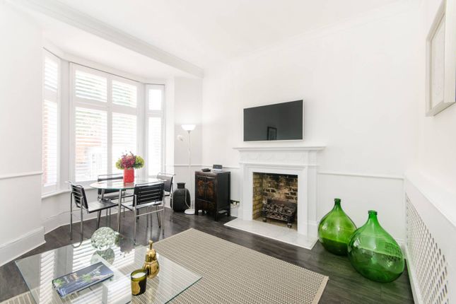 Flat to rent in Edith Grove, South Kensington, London
