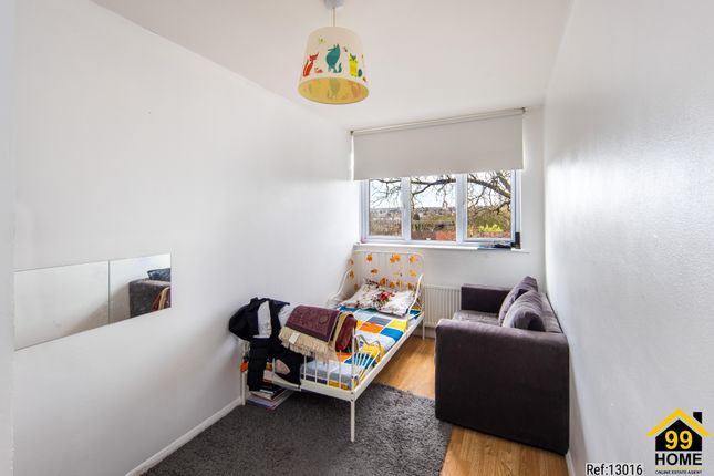 Flat for sale in Copford Close, Woodford, Green