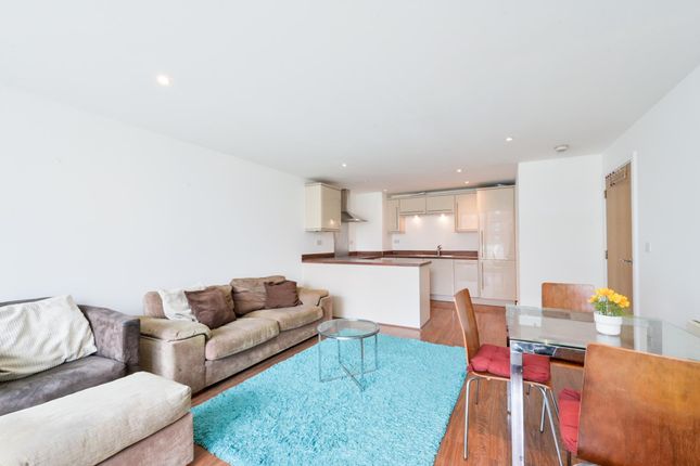 Flat 105 Drift Court 1, Basin Approach, London photo 4