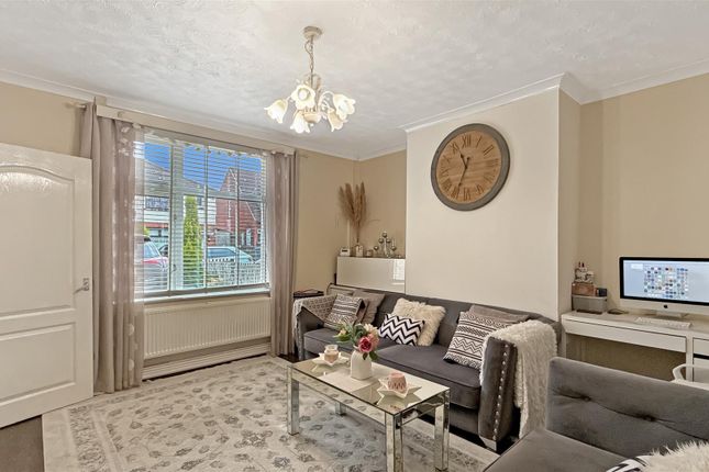 6, Cobham Avenue, Bolton photo 3