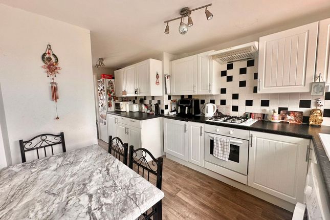 26, Marsden Road, Eastbourne photo 4