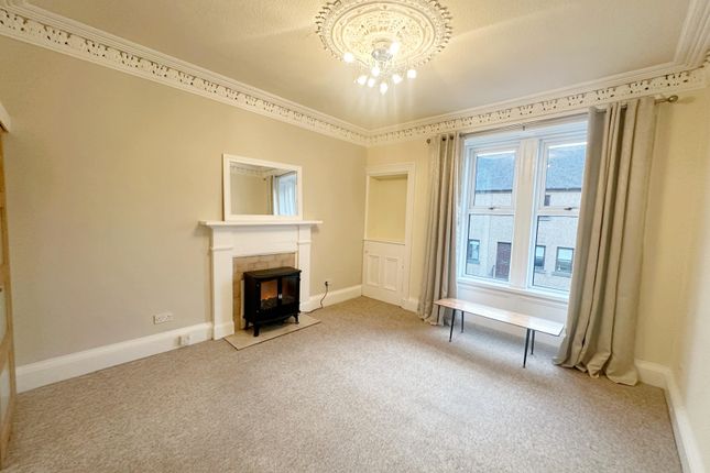 Thomson Street, Strathaven, ML10 6JZ, Strathaven photo 2