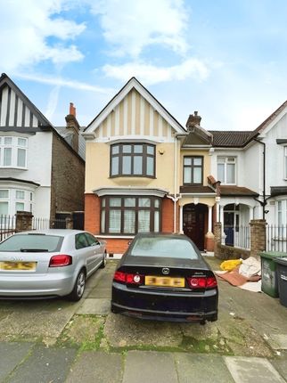 Room 2, 82, Bellingham Road, London photo 4