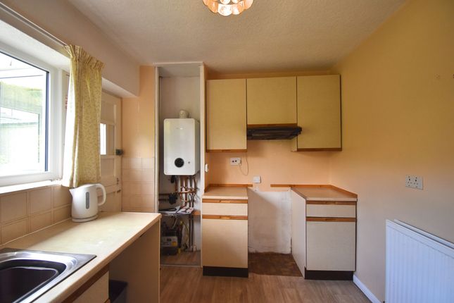 30 Bagshawe Avenue, High Peak photo 4