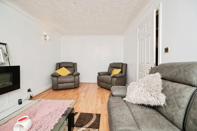 17, Rutters Meadow, Birmingham photo 4