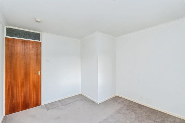 Symes Road, Romsey photo 3