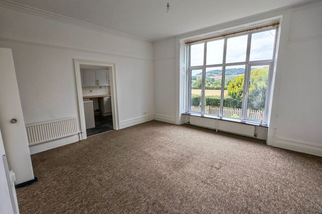 3 The View, Hay Road, Builth Wells photo 3