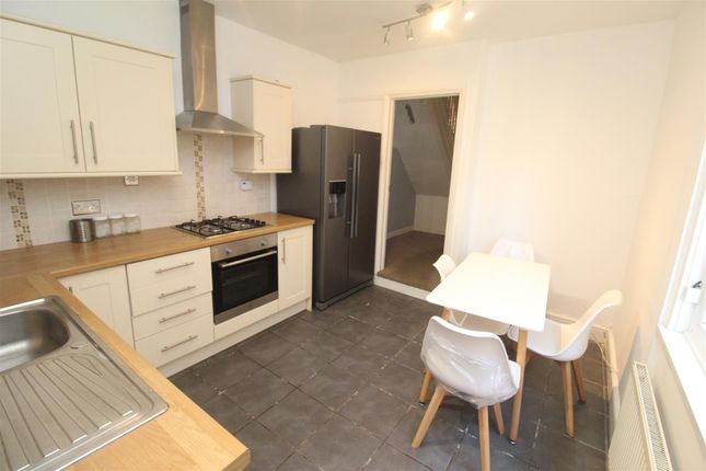 4-bed house on Whitchurch Road, Cardiff, £2,300/mo