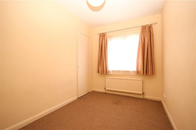 Maisonette to rent in Madrid Road, Guildford, Surrey