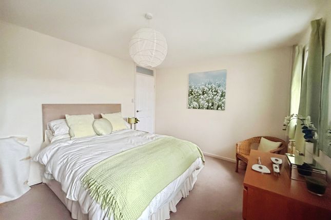 107, Lydstep Road, Barry photo 4