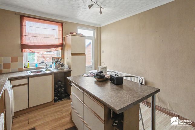 10, Park Hill, Barnsley photo 4