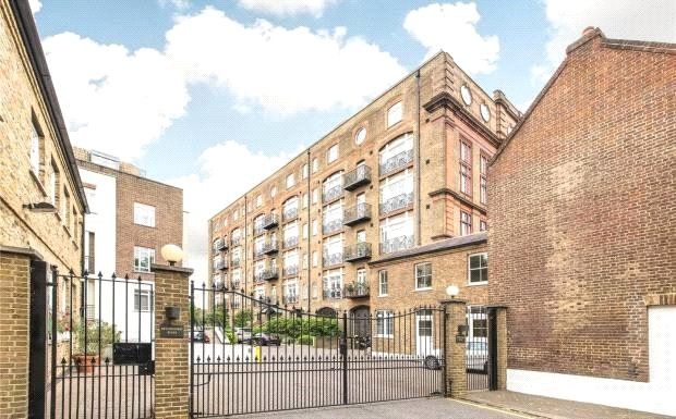 Thumbnail Flat to rent in Devonhurst Place, Heathfield Terrace, London