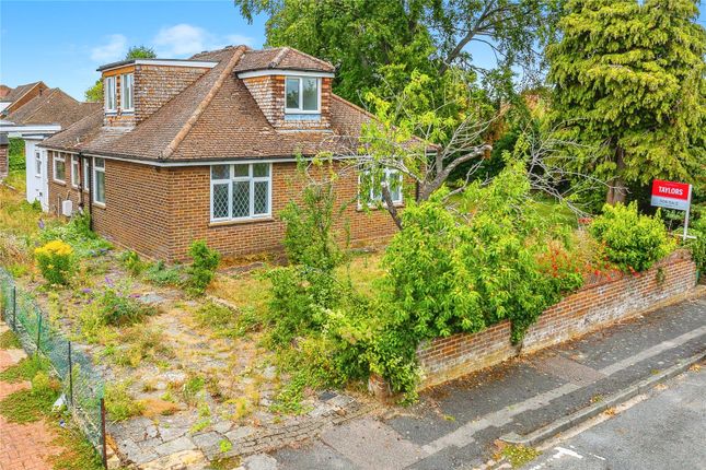 4-bed bungalow on East Hill Road, Dunstable, £400,000