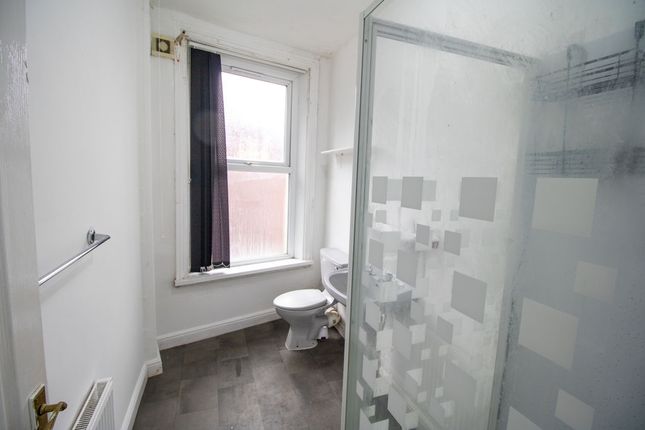 Flat 4, 108, Park Road, Bolton photo 5