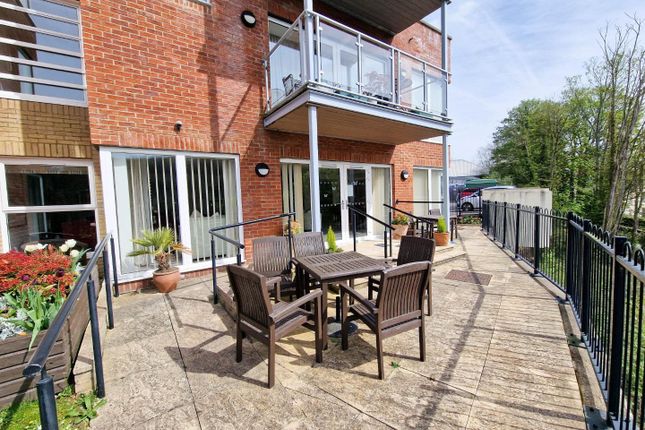 Flat for sale in Stroudwater Court, Cainscross Road, Stroud