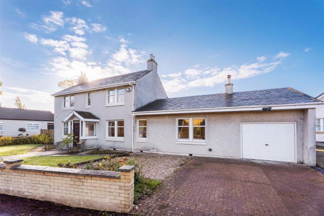 Hawthorn Gardens, Larkhall photo 3