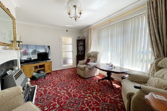 Fernheath Close, Bournemouth photo 4