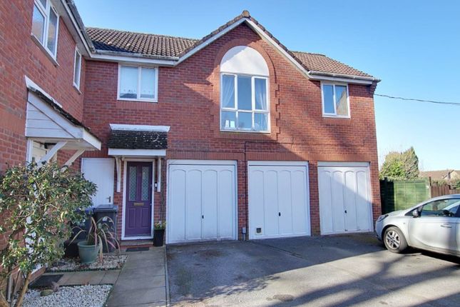 Thumbnail Flat to rent in Camellia Drive, Warminster, Wiltshire