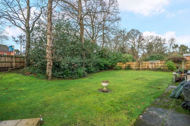 Tillington,, Ridgway Road, Surrey photo 4