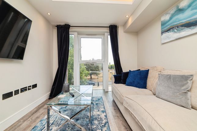 Flat 7, Fountain House, Parkway, Welwyn Garden City photo 3