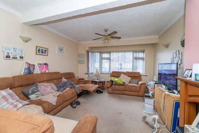 9, The Drive, Lancing photo 3