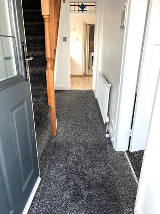 136, Wrose Road, Bradford photo 5