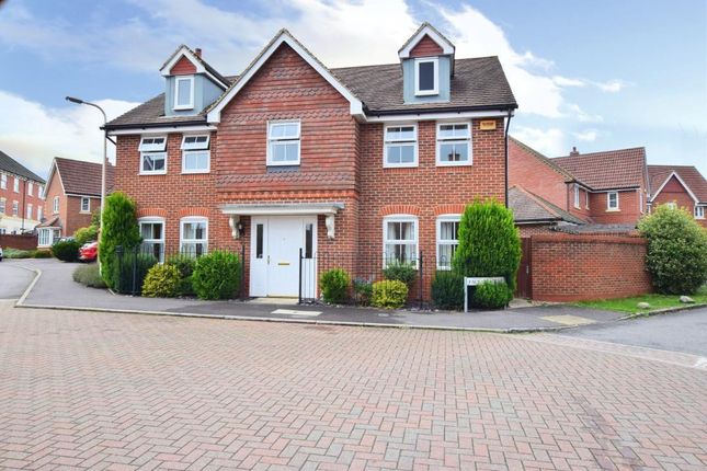 Thumbnail Detached house to rent in Monarch Drive, Shinfield, Reading