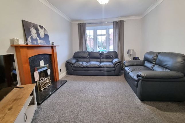 6, Poynes Road, Surrey photo 3