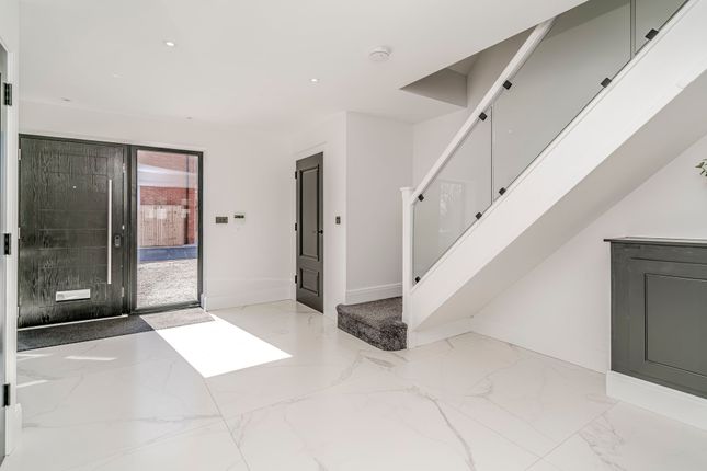 2 Bannister Brook Gardens, Leyland photo 5