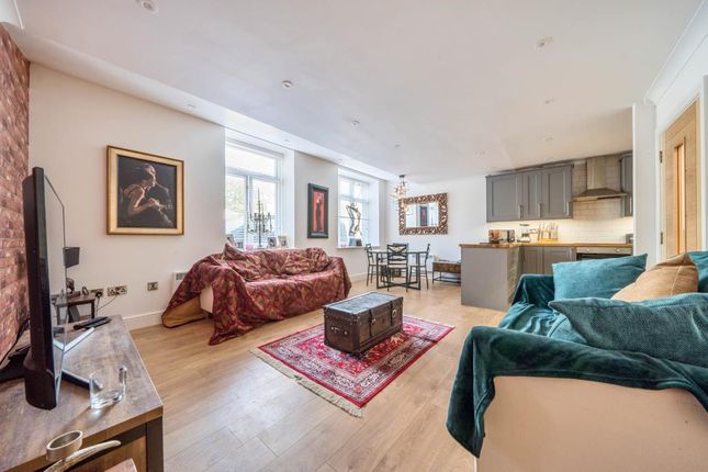 Flat for sale in Woodford Mill, Mill Street