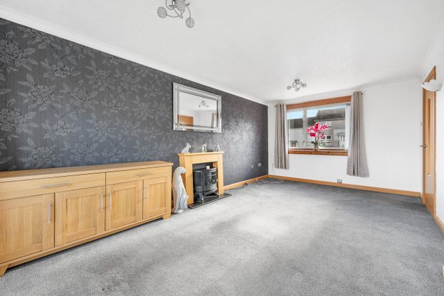 118, Primrose Avenue, Dunfermline photo 3