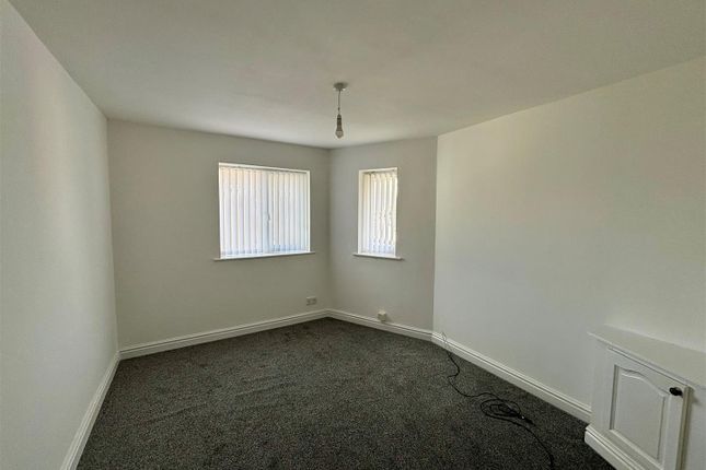 Flat 6, 89a, Albion Street, Wirral photo 3