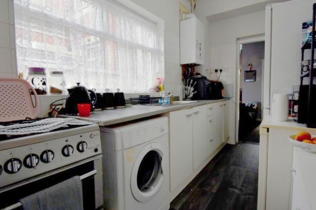 15, Holmsdale Road, Coventry photo 4