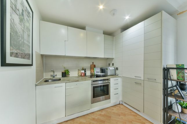 Flat for sale in Seacon Wharf, 4 Hutchings Street