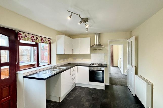 Lime Crescent, Lincoln photo 4
