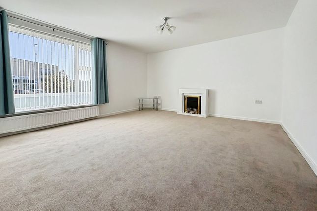 1, Claremont Court, Whitley Bay photo 2
