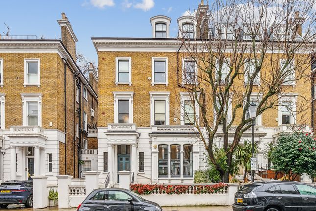 Flat for sale in Wetherby Gardens, London