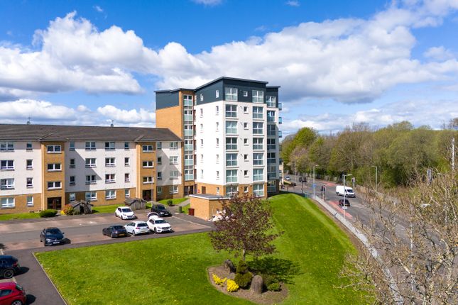 Thumbnail Flat for sale in Silverbanks Road, Cambuslang, Glasgow