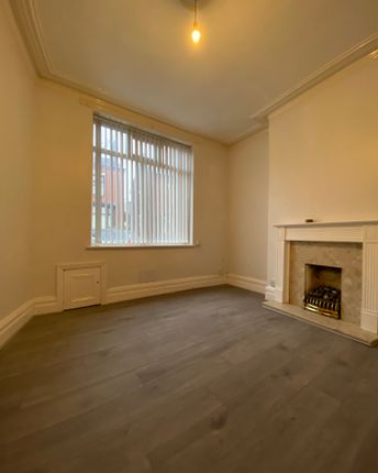 Thumbnail End terrace house to rent in Carnarvon Street, Oldham