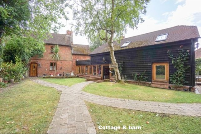 5 Bed Semi Detached House For Sale In The Spinney Chells Lane