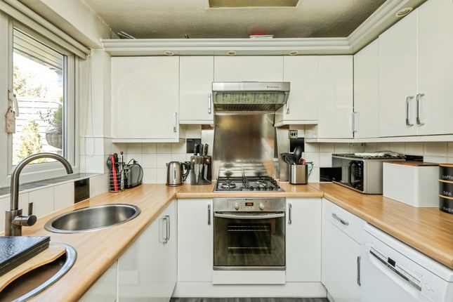 7, Longhurst View, Worksop photo 4