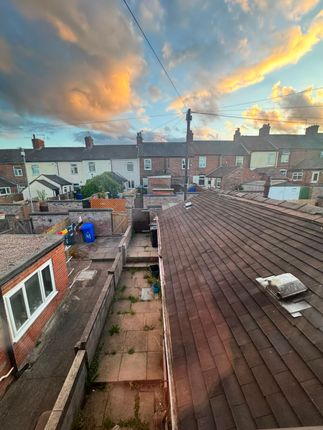39, East Terrace, Stoke-on-Trent photo 5