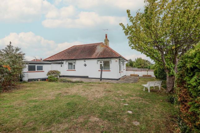 5, Dundee Close, Leigh-On-Sea photo 2