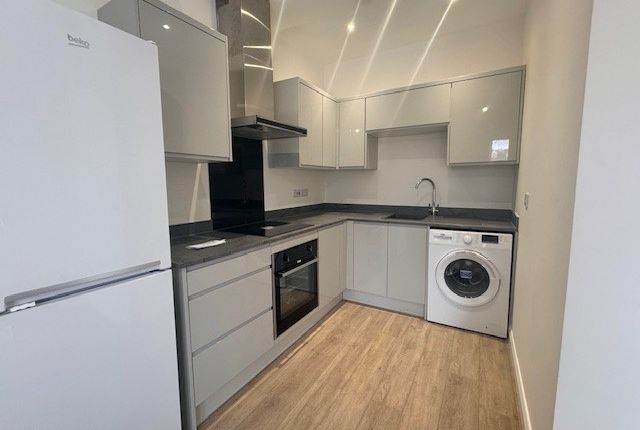 Thumbnail Flat to rent in Fosse Road Central, Leicester