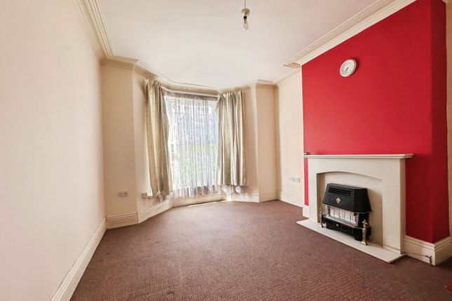 177, Cardigan Road, Leeds photo 2