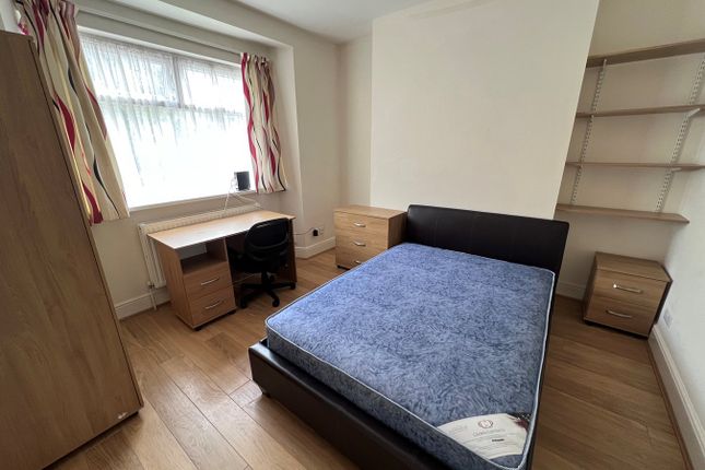 Shared accommodation to rent in St Helens Avenue, Swansea